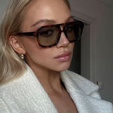 Alyssa - Elegant Sunglasses