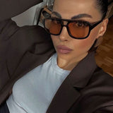 Alyssa - Elegant Sunglasses