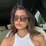 Alyssa - Elegant Sunglasses