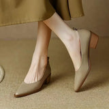 Julie Classic Pumps